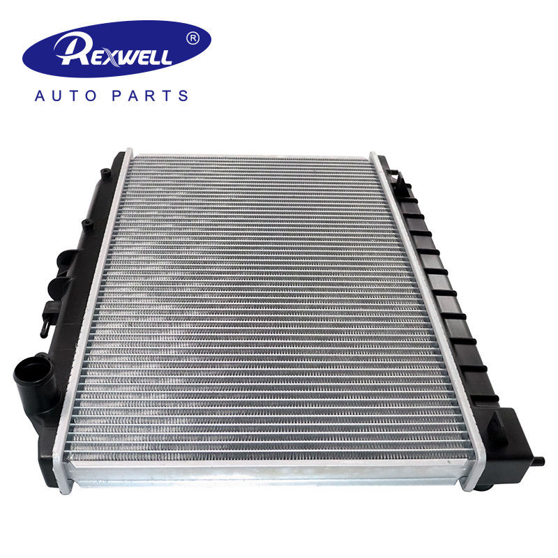 Auto Cooling System Parts OE 21460-3XC0A Automotive Aluminium Radiator Collant Water Tanks For NISSAN NV350 URVAN E26